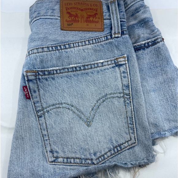 Levi’s size 25 upcycled denim shorts - Picture 4 of 11